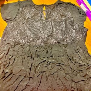 NWT Torrid size 3 black ruffled baby doll top